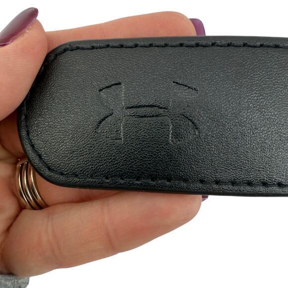 Under Armour Adjustable Elastic Softball Belt Womens / Adult Black 28-48" - Picture 4 of 5